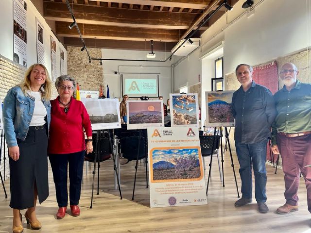 La Casa del Artesano acoge hasta el 29 de abril una exposición con los trabajos del 'I Concurso de Fotofloración en las Tierras Altas de Lorca' - 2, Foto 2