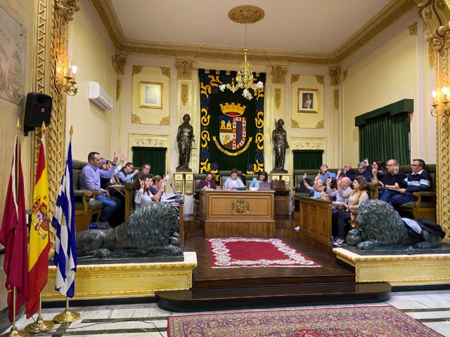 El Ayuntamiento se adhiere al expediente de concesión de Hijo Predilecto de Jumilla a favor de Cayetano Herrero González - 1, Foto 1