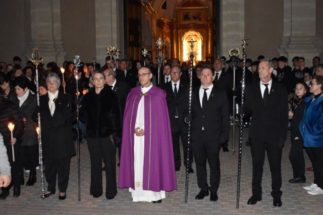 El Crucificado protagoniza un año una procesión del Silencio llena de emoción y respeto - 2, Foto 2