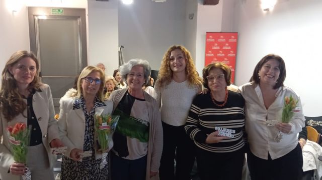 ACUM destaca el papel de la mujer en el periodismo en su charla Mujeres con Valor Añadido - 2, Foto 2