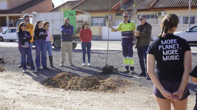El Fan Futura Fest planta árboles para compensar su huella de carbono - 4, Foto 4