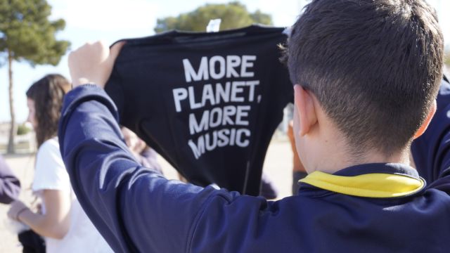 El Fan Futura Fest planta árboles en Los Alcázares para compensar su huella de carbono - 1, Foto 1