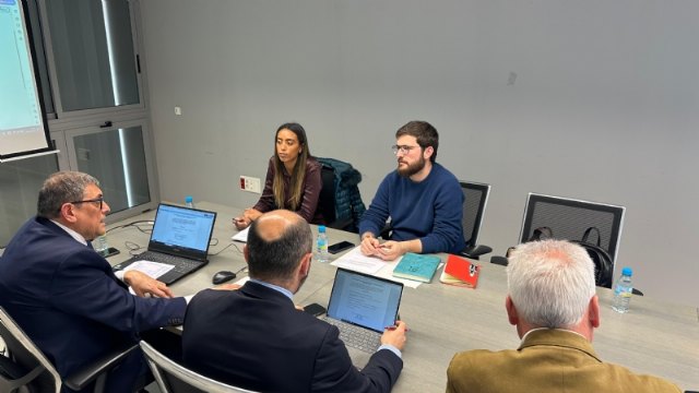 La alcaldesa asume la presidencia de Industrialhama en una reunin clave para el desarrollo industrial, Foto 2