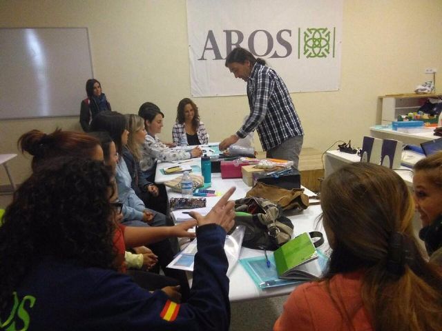 Curso en Aros Salud sobre terapias con caballos para niños con autismo - 1, Foto 1