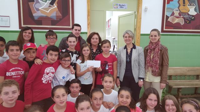 Entrega de donativo a Cruz Roja Lorca del C.E.I.P. Alfonso X el Sabio - 2, Foto 2