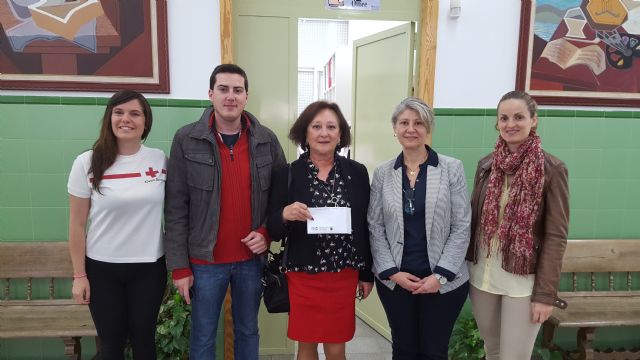 Entrega de donativo a Cruz Roja Lorca del C.E.I.P. Alfonso X el Sabio - 3, Foto 3