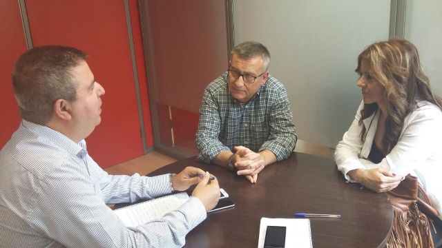 El Ayuntamiento mediará para solucionar un problema de higiene en el colegio Asdrúbal - 1, Foto 1