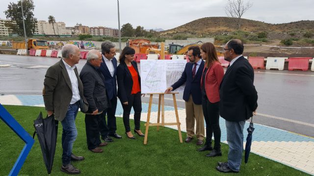 Comienza la construcción del puente sobre la Rambla de las Culebras en Águilas que evitará el aislamiento de barrios por las fuertes crecidas - 1, Foto 1