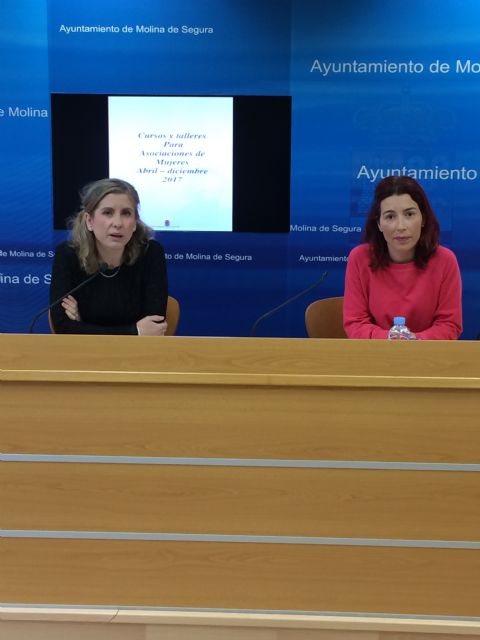 La Concejalía de Igualdad de Molina de Segura ofrece talleres y ponencias para la dinamización de las asociaciones de mujeres del municipio - 1, Foto 1
