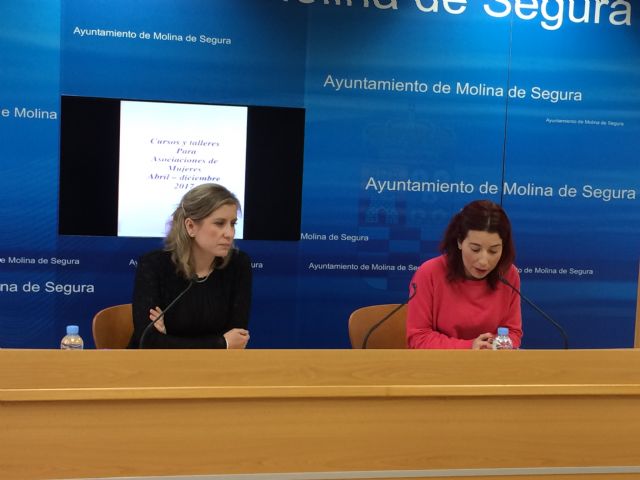 La Concejalía de Igualdad de Molina de Segura ofrece talleres y ponencias para la dinamización de las asociaciones de mujeres del municipio - 2, Foto 2