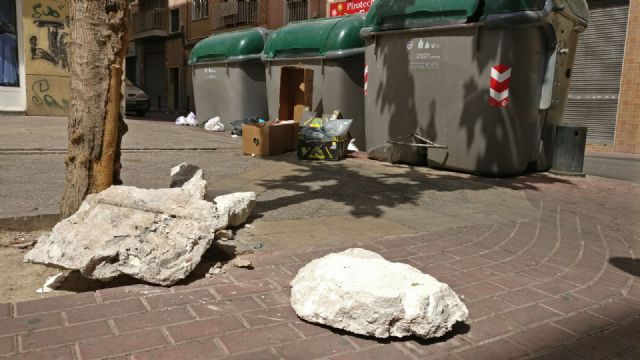 Ciudadanos advierte sobre el alarmante proceso de abandono y degradación que está sufriendo el barrio de San Antolín - 1, Foto 1