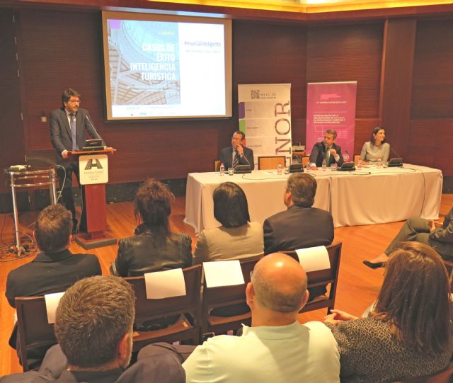 Jornada para analizar el Turismo Inteligente - 1, Foto 1
