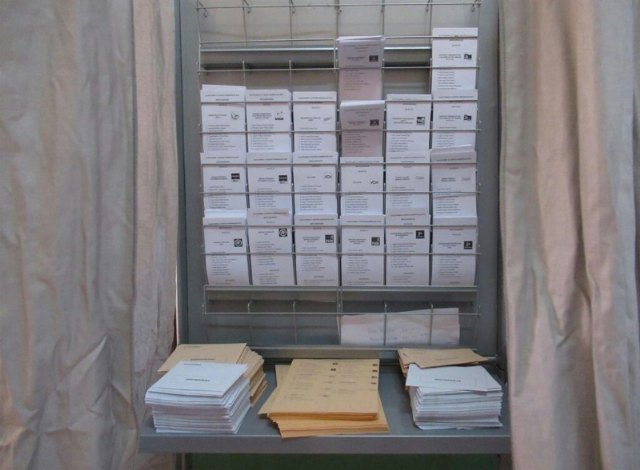 The participation of electors in Totana in the general elections amounts to 59.53%, at 18:00 hours, Foto 8