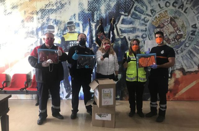 Mascarillas Solidarias dona 1.000 unidades a Policía Local, Bomberos y Protección Civil - 1, Foto 1