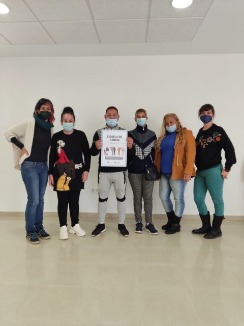 Comienza la escuela de familia en Torre Pacheco y Roldán - 2, Foto 2