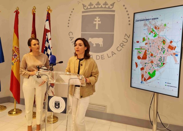 El Ayuntamiento de Caravaca despliega para las fiestas patronales un dispositivo especial de limpieza con refuerzo de maquinaria y operarios - 1, Foto 1