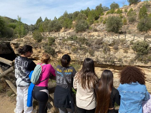 La Asociación Albores reforzará a los Servicios Comarcales de Apoyo a la Familia (SCAF) en la Región - 1, Foto 1