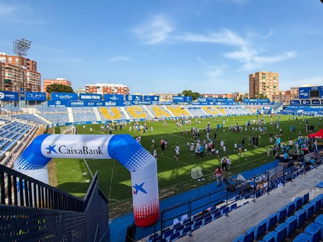 CaixaBank y el UCAM Murcia C.F. reúnen a más de 330 niños en la tercera edición de ´Unidos por el balón´ - 4, Foto 4