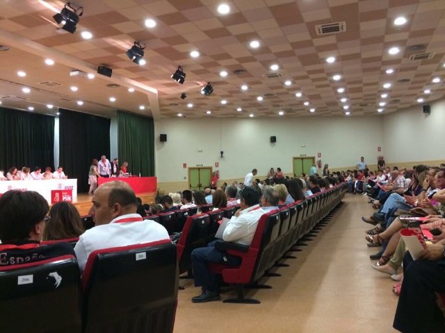 Delegados de la Agrupación de Totana asisten al Congreso Extraordinario del PSOE, Foto 3