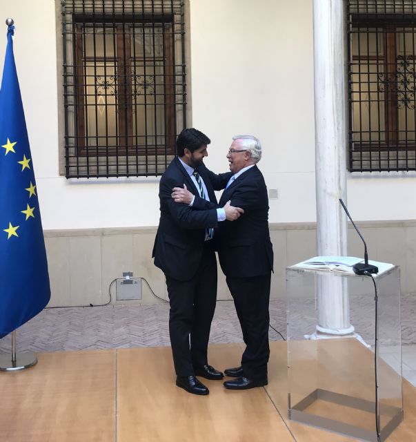 Fernando López Miras preside el acto de toma de posesión de José Antonio Cobacho como presidente del Consejo Económico y Social de la Región - 1, Foto 1