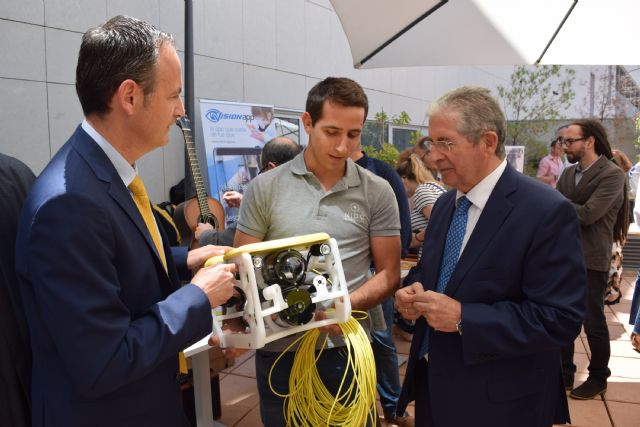 Nido Robotics, Useful Wastes y Dispositivos Médicos Flecho reciben el premio Emprendedor del Año - 2, Foto 2