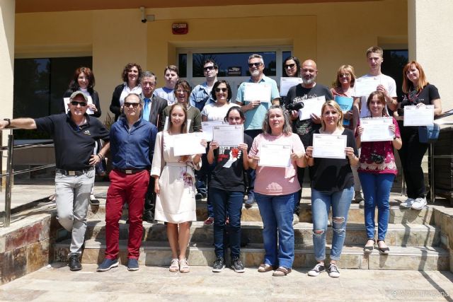 Alumnos de todas las edades se inician en la fotografía en la I edición del Curso de Fotografía Empresarial - 1, Foto 1