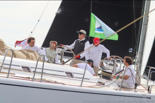 El Plis Play, primero en arribar a Formentera y líder en el Grupo A - ©RCN Calpe-P.Portas, Foto 1