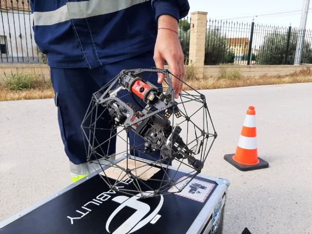 Lorca inspecciona su red de alcantarillado mediante un dron para vigilar su estado interior - 2, Foto 2