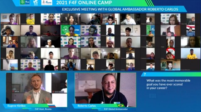 Roberto Carlos en exclusiva: El embajador mundial de Football for Friendship responde a las preguntas de los jóvenes participantes de todo el mundo - 1, Foto 1