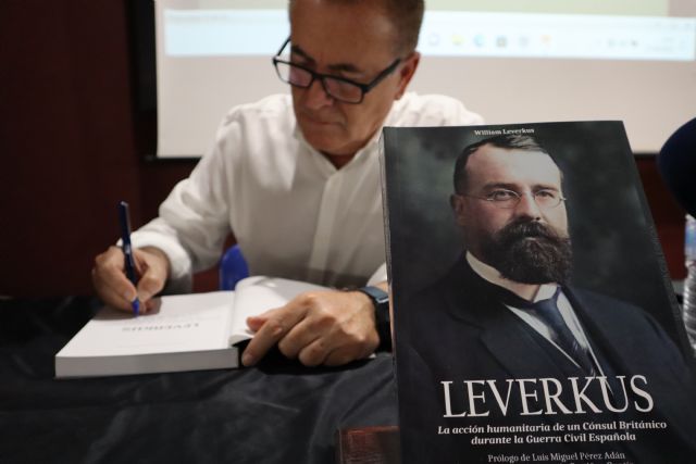 Leverkus. La acción humanitaria de un Cónsul británico durante la Guerra Civil Española - 2, Foto 2