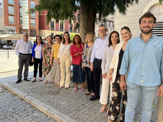 Reverte: La concejal Emilia Bayona forma parte de la Comisión de Sanidad del Partido Popular de la Región de Murcia - 1, Foto 1