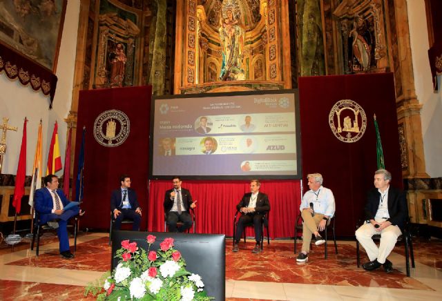 DigitalBlock Murcia remarca la necesidad de un humanismo tecnológico que ponga a las personas en el centro de la transformación digital - 1, Foto 1