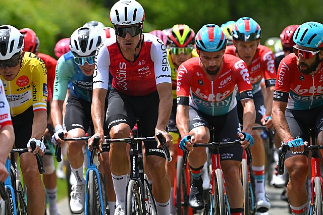 Mobel, 43 años de vida con puntos suspensivos…, Foto 5