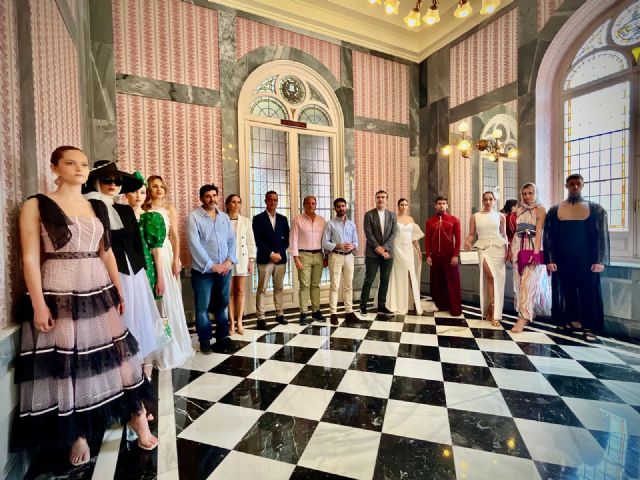 El talento murciano vuelve a la Plaza Romea con la V edicin del certamen Murcia es Moda Primavera Verano, Foto 2