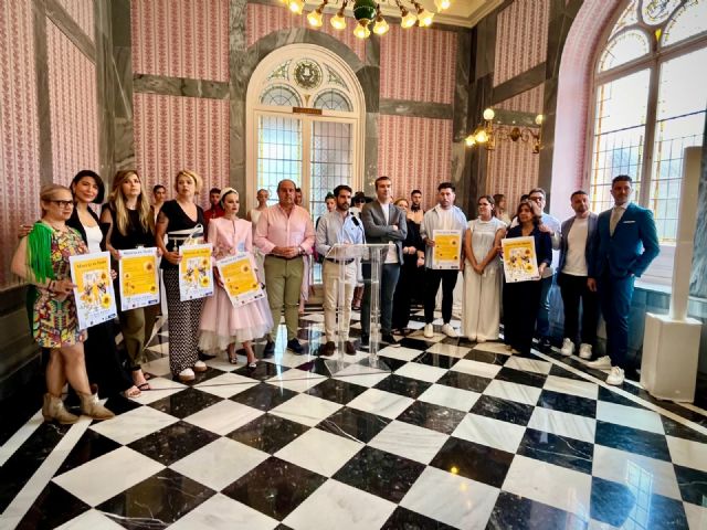 El talento murciano vuelve a la Plaza Romea con la V edicin del certamen Murcia es Moda Primavera Verano, Foto 3