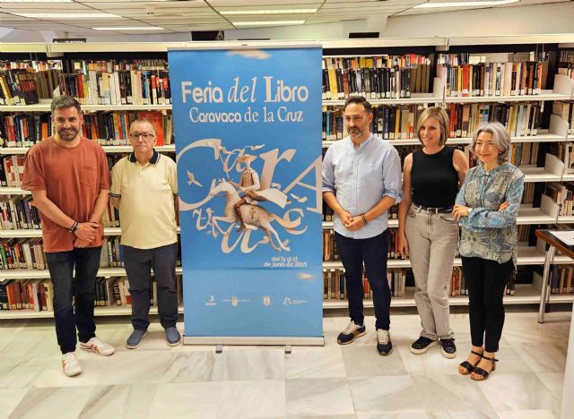 Caravaca consolida su Feria del Libro como un referente regional con la presencia de destacados autores y actividades para todos los públicos - 3, Foto 3