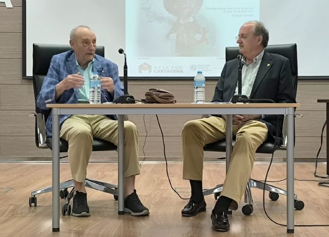 Medina Precioso: «Para que la UPCT siga avanzando debe de continuar profundizando en la investigación tecnológica y en la Inteligencia Artificial» - 4, Foto 4