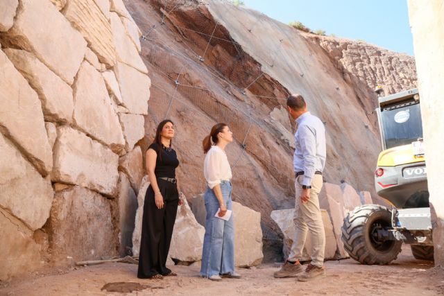 El Ayuntamiento de Lorca avanza con las obras de estabilización del talud de Cruz de Sola en San Cristóbal - 3, Foto 3