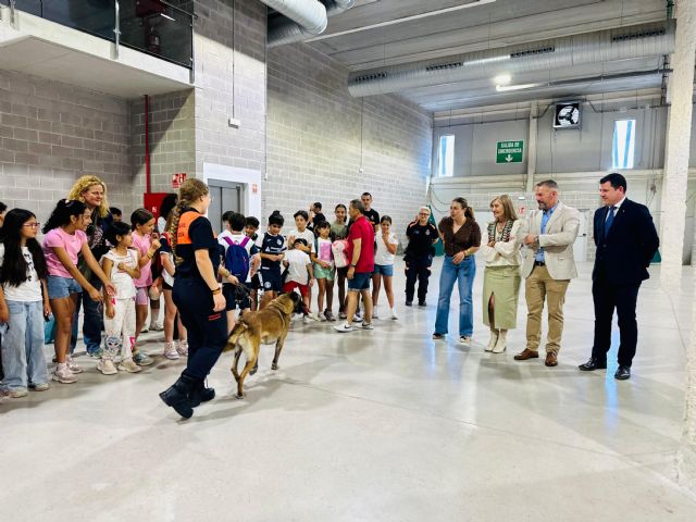 Más de un centenar de alumnos lorquinos de primaria  participan en la jornada experiencial e interactiva organizada por el Servicio Municipal de Emergencias - 3, Foto 3