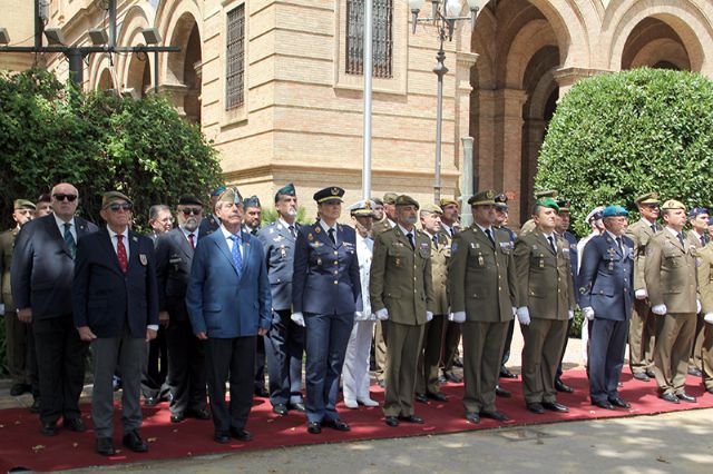 La Capitanía General reúne en Sevilla a Ejército, Armada, Guardia Civil y UME por el Día de las Fuerzas Armadas - 3, Foto 3