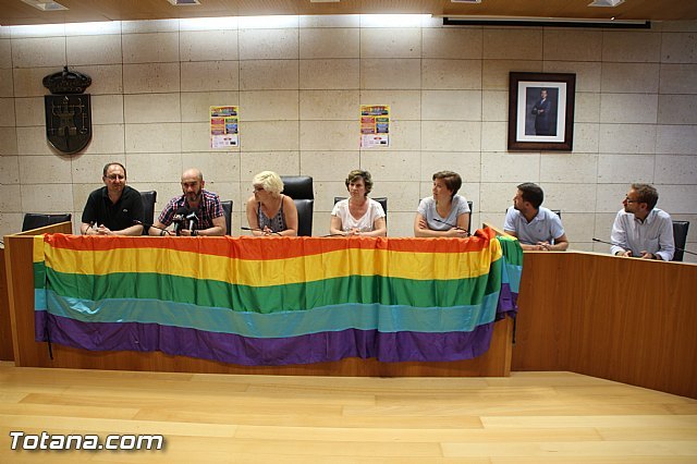 Se presentan las actividades de la Semana por la Tolerancia y la Igualdad LGTB, Foto 1