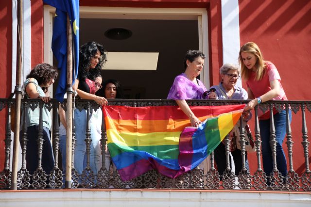 El Ayuntamiento de Alhama se suma al da del Orgullo LGTBIQ, Foto 6