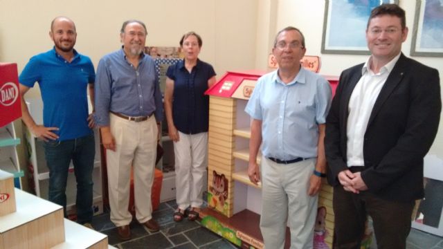 El Ayuntamiento de Molina de Segura visita la empresa Ability Diseño Gráfico SL, premiada con el Premio Ramón Sayans y el segundo premio mundial en Packaging - 1, Foto 1