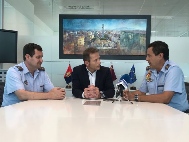 El Alcalde de Torre Pacheco, Antonio León recibe al actual Coronel Director de la AGA, Miguel Iborra - 2, Foto 2