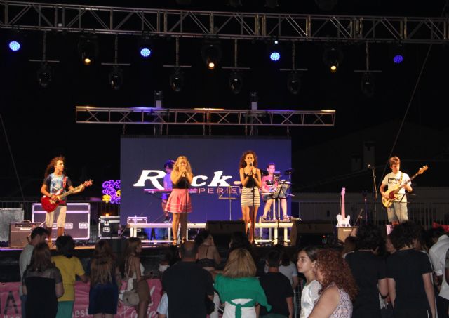 Dani Fernández presentó su primer trabajo en solitario Incendios - 2, Foto 2