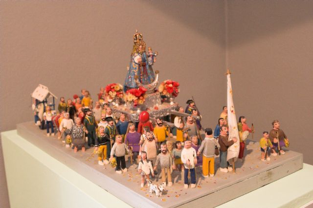 La Casa Museo del Belén expone a partir de mañana las miniaturas de la Semana Santa y de las fiestas de Murcia talladas a mano por Julián Sánchez Castellanos - 2, Foto 2