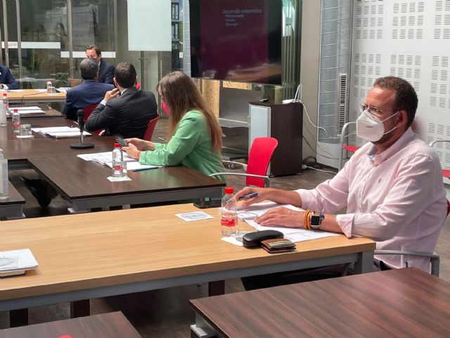 La actitud partidaria y arbitraria del gobierno socialista instaurado en La Glorieta se materializa en el Consejo de Administración de Urbamusa - 1, Foto 1