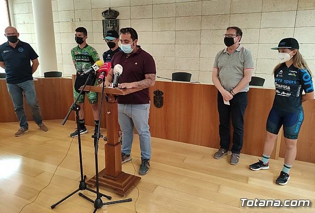 Tres ciclistas totaneros competirán con la Selección Murciana en el Campeonato de España Escolar de MTB, Foto 3