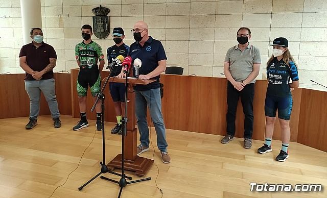 Tres ciclistas totaneros competirán con la Selección Murciana en el Campeonato de España Escolar de MTB, Foto 4