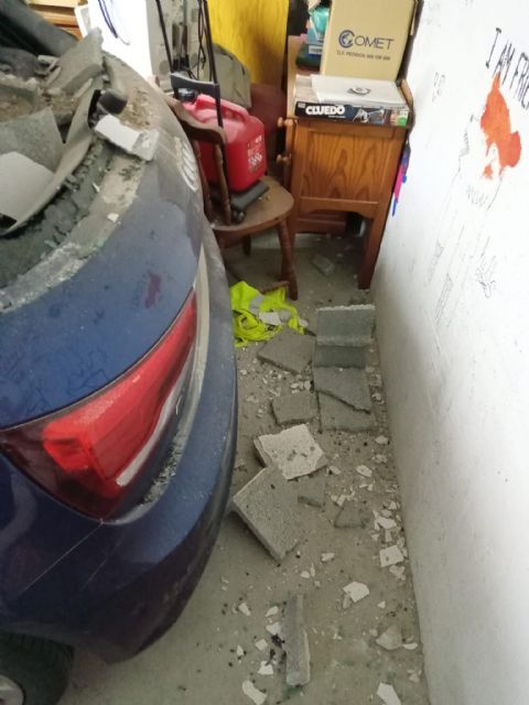 El PSOE de San Javier denuncia que la obra de la Avenida Aviación Española hace un agujero en un parking - 4, Foto 4